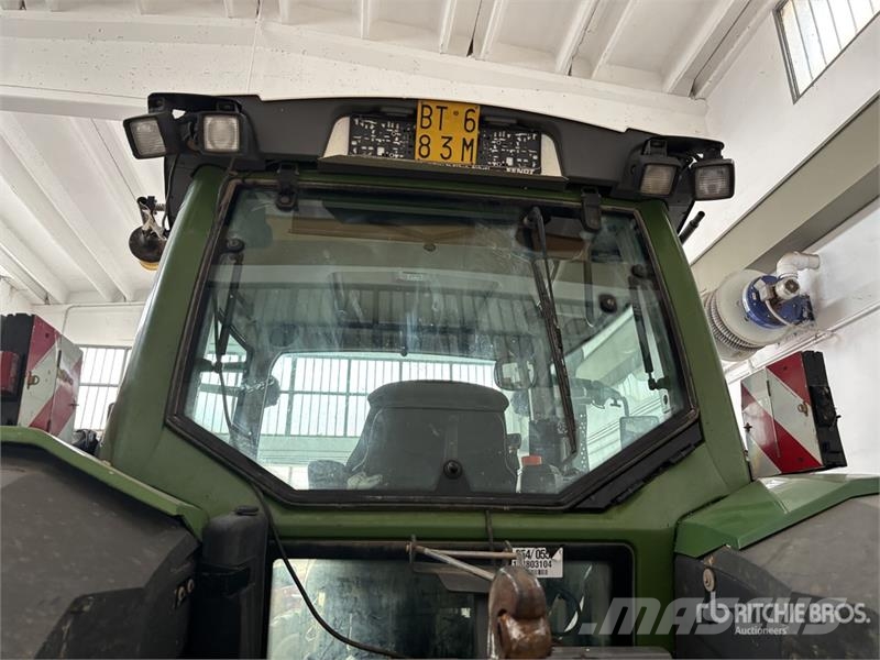 Fendt 939 Vario 4WD Tractor Трактори