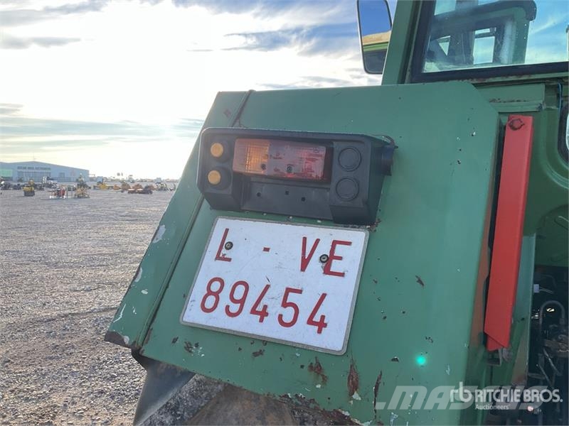 Fendt Farmer 311LSA 4WD Tractor الجرارات