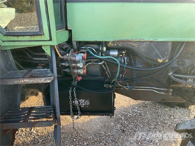 Fendt Farmer 311LSA 4WD Tractor الجرارات