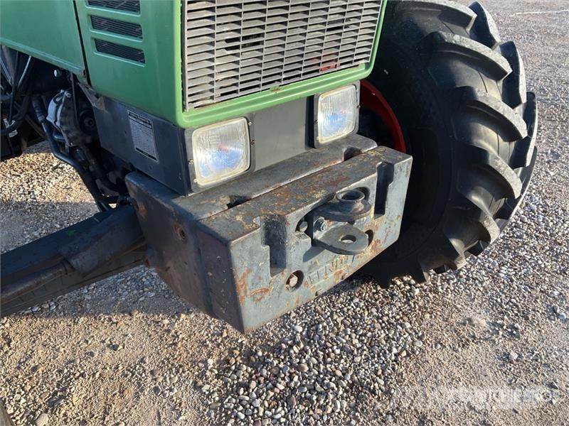 Fendt Farmer 311LSA 4WD Tractor الجرارات