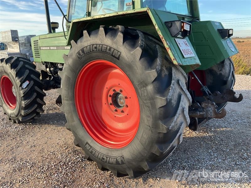 Fendt Farmer 311LSA 4WD Tractor الجرارات