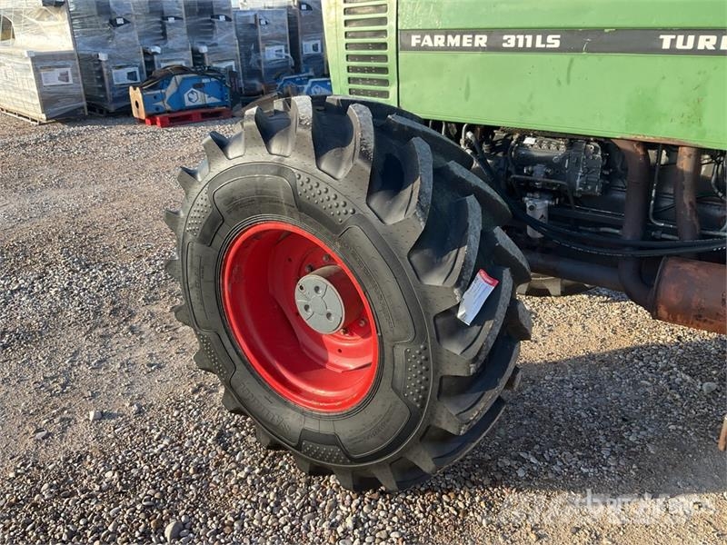 Fendt Farmer 311LSA 4WD Tractor الجرارات