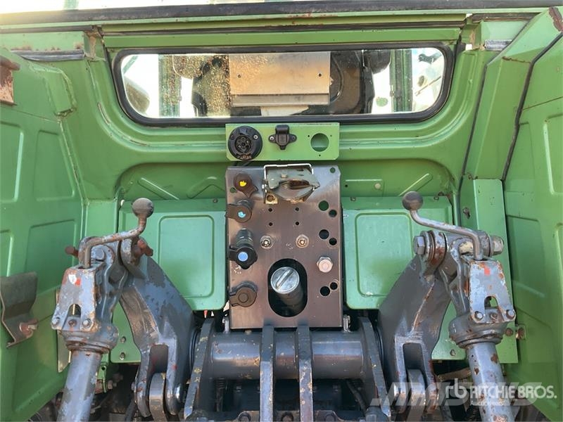 Fendt Farmer 312 LSA 4WD Tractor Traktorok