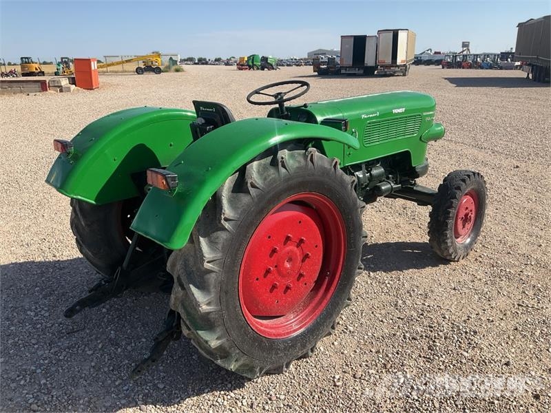 Fendt farmer2 2WD Antique Tractor Трактори