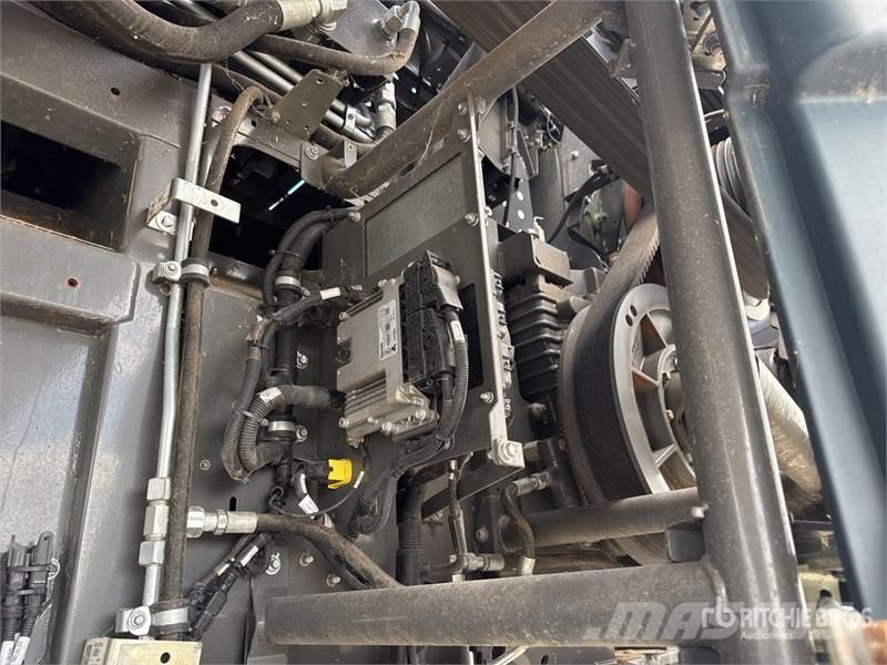 Fendt Ideal 7 Moissonneuse-Batteuse Combine Harvester حصادات