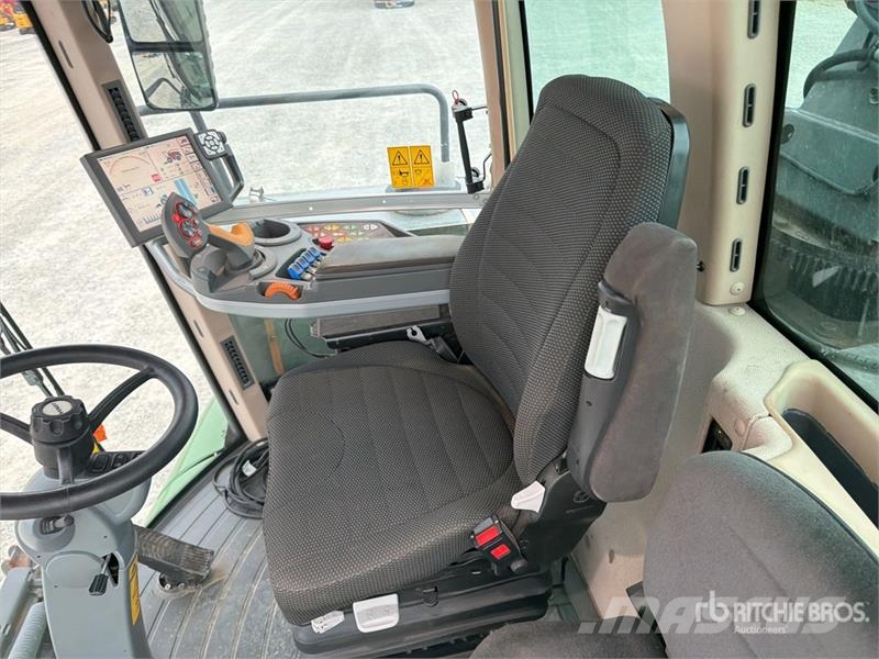 Fendt Katana 65 Forage Harvester Kombajni za krmo