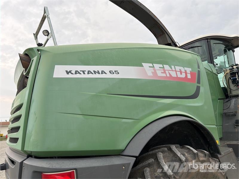 Fendt Katana 65 Forage Harvester Kombajni za krmo
