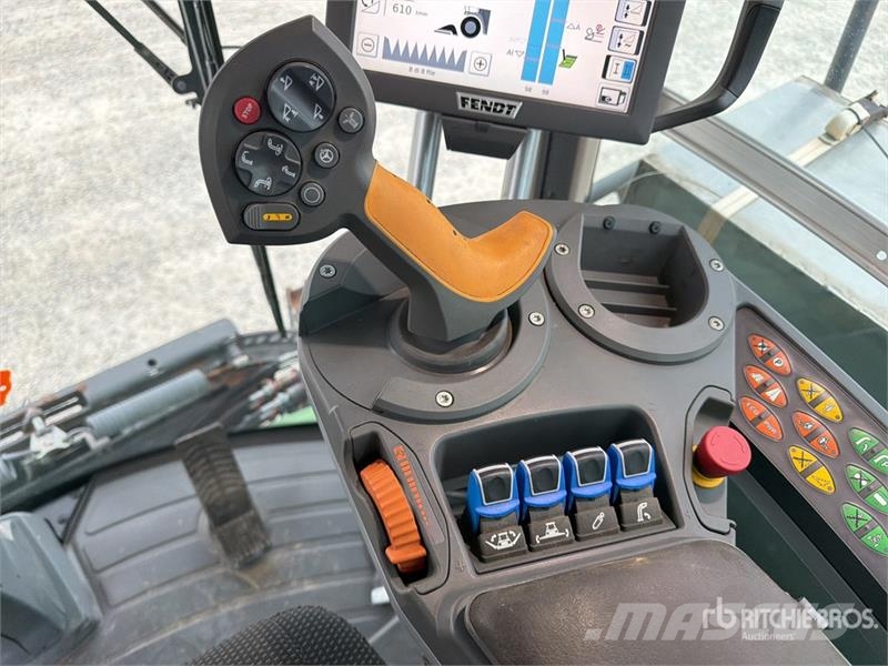 Fendt Katana 65 Forage Harvester Kombajni za krmo