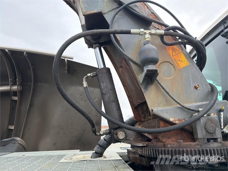 Fendt Katana 65 Forage Harvester Kombajni za krmo
