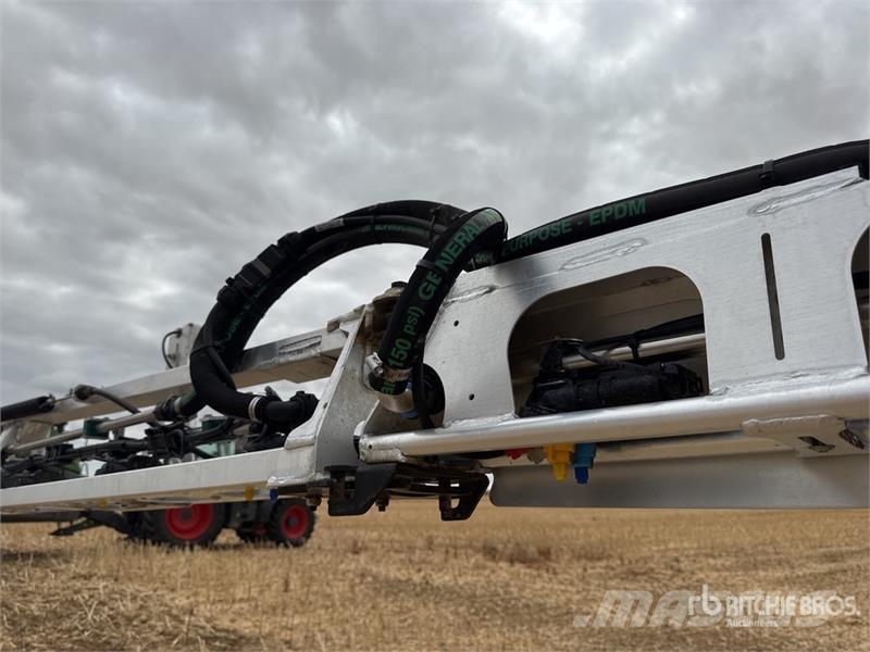 Fendt Rogator 355 الرشاشات