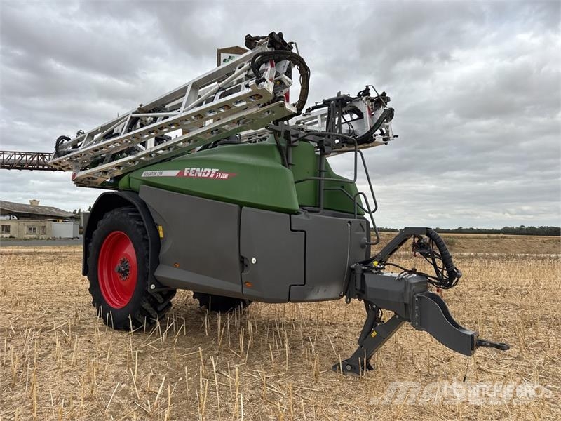 Fendt Rogator 355 الرشاشات