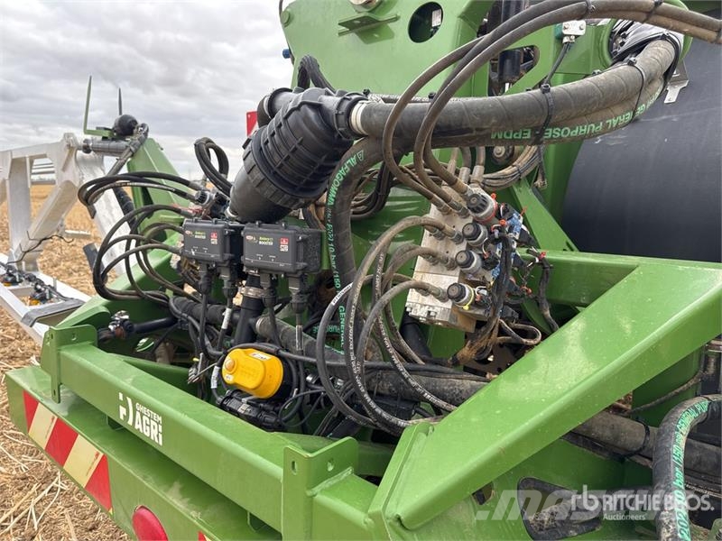 Fendt Rogator 355 الرشاشات