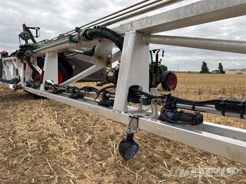 Fendt Rogator 355 الرشاشات