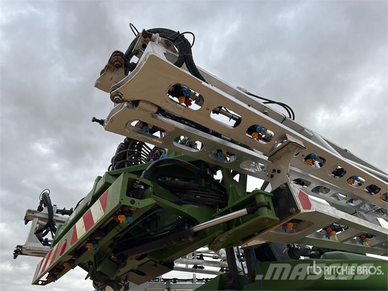 Fendt Rogator 355 Pulveristeur Traine 36 m S/A Pull-Type Vlečne škropilnice