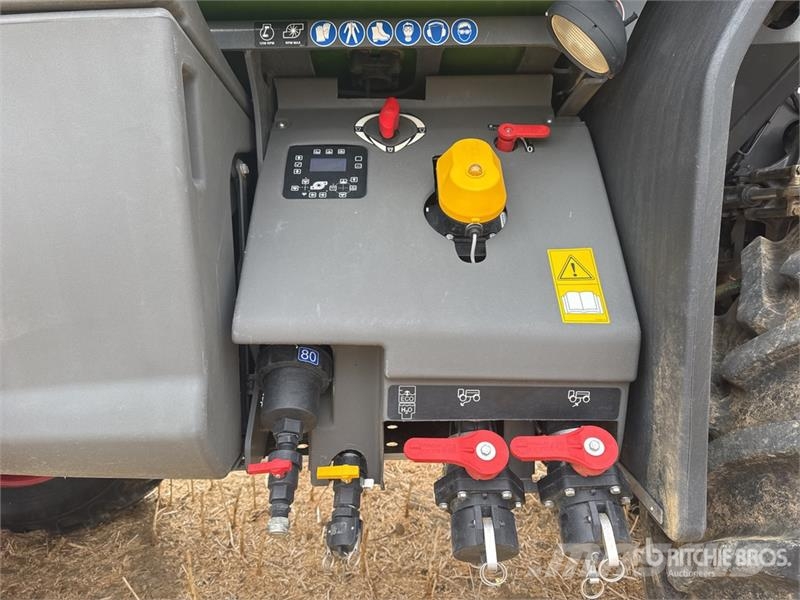 Fendt Rogator 645 36 m 4x4 High Clearance Automoteur Sel Opryskiwacze samojezdne