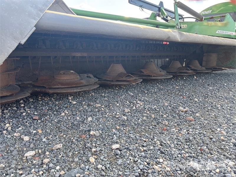 Fendt Slicer 9314 TLKCB 9300 mm with Swath conveyor Disc Косилки