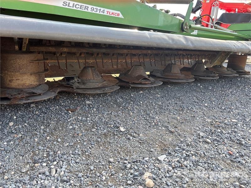Fendt Slicer 9314 TLKCB 9300 mm with Swath conveyor Disc Косилки