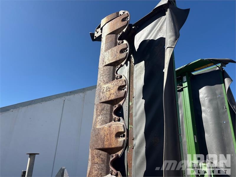 Fendt SLICER 991 TL 7000 mm 3-Point Hitch Doble Butterfl Kosiarki