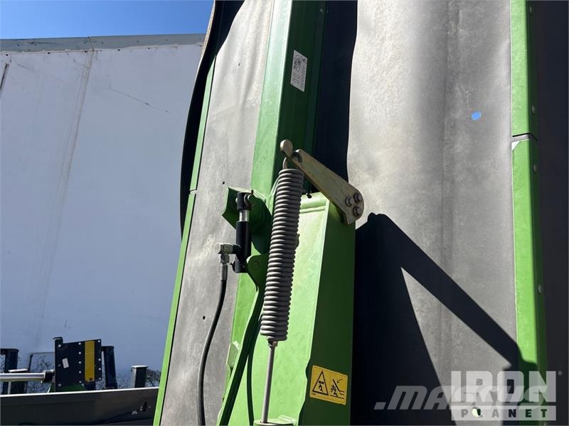 Fendt SLICER 991 TL 7000 mm 3-Point Hitch Doble Butterfl Kosiarki