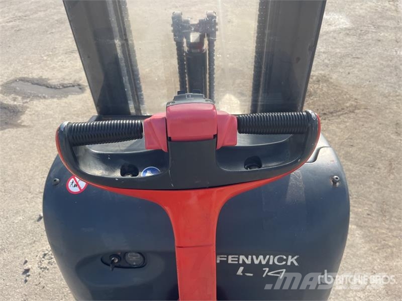 Fenwick-Linde L16 Electric Stacker Samopogonski ručni viljuškari