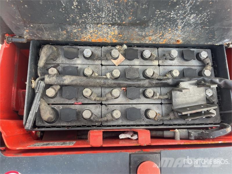 Fenwick-Linde L16 Electric Stacker Samopogonski ručni viljuškari