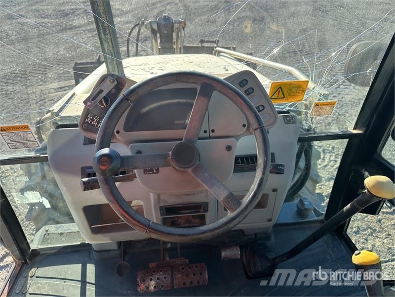 Fermec 860 Backhoe loaders