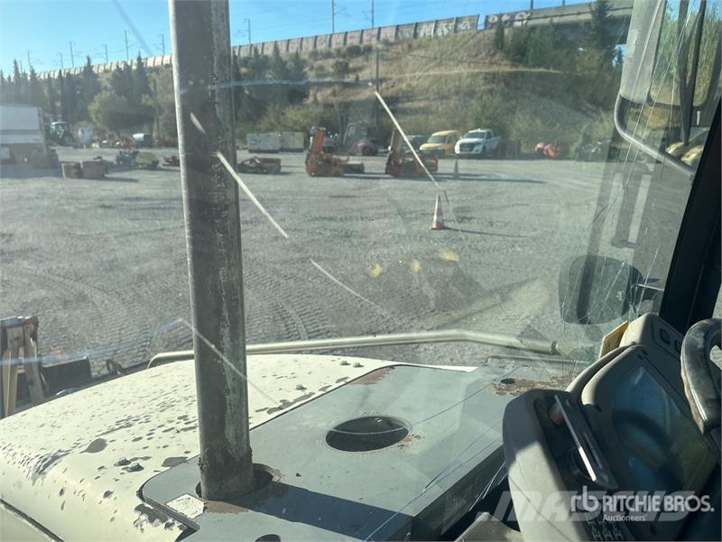 Fermec 860 Backhoe loaders