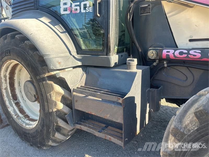Fermec 860 Backhoe loaders