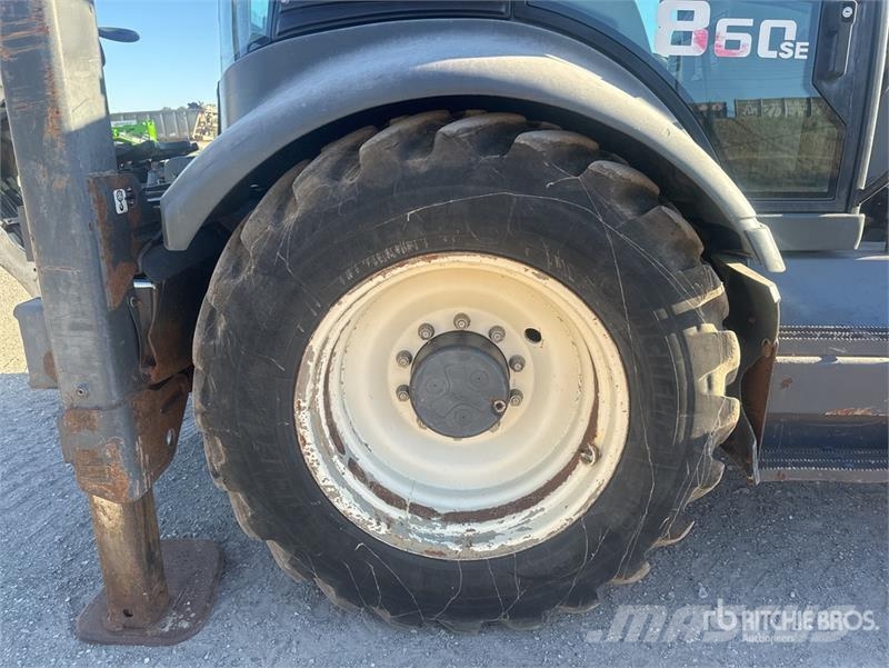 Fermec 860 Backhoe loaders