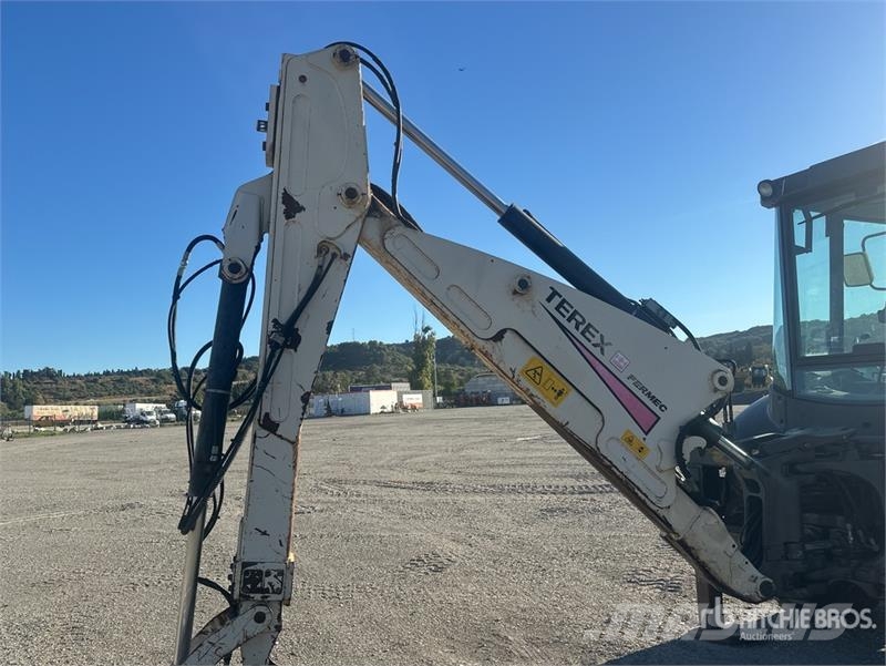 Fermec 860 Backhoe loaders