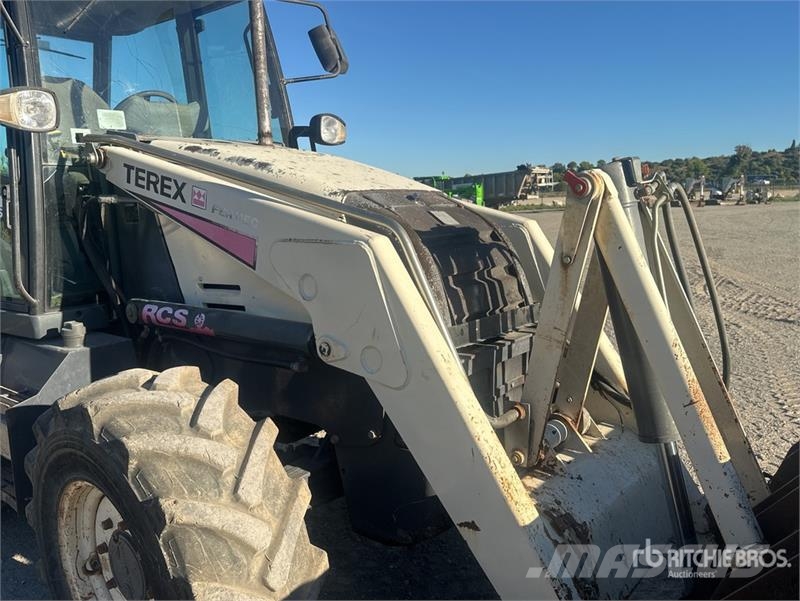 Fermec 860 Backhoe loaders