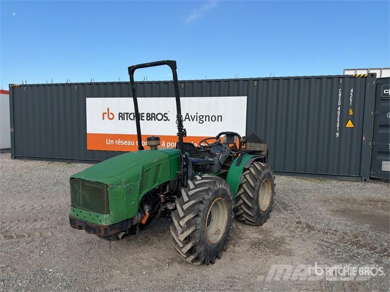 Ferrari RSH1/3 4WD Tracteur Utilitaire Utility Tractor جرارات مدمجة
