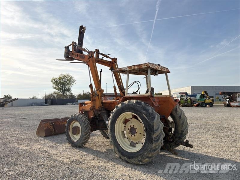 Fiat 1000 Super 4WD Tractor Трактори