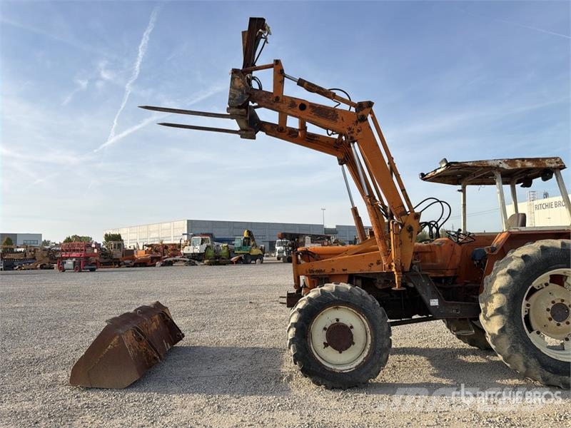 Fiat 1000 Super 4WD Tractor Трактори