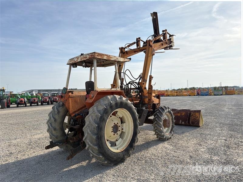 Fiat 1000 Super 4WD Tractor Трактори