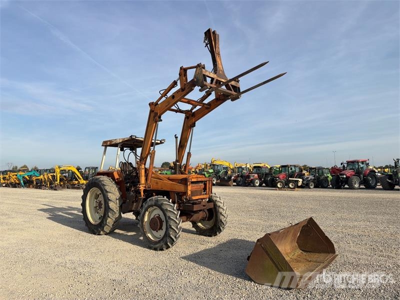Fiat 1000 Super 4WD Tractor Трактори
