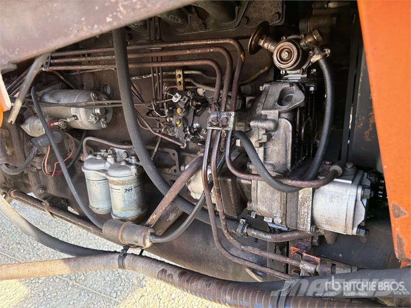 Fiat 1000 Super 4WD Tractor Трактори