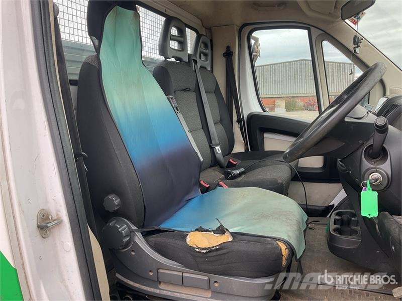 Fiat 130 Van Truck Autocamioane