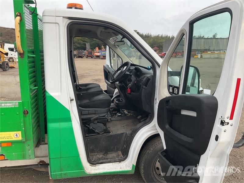 Fiat 140 4x2 Van Truck Bakwagens met gesloten opbouw