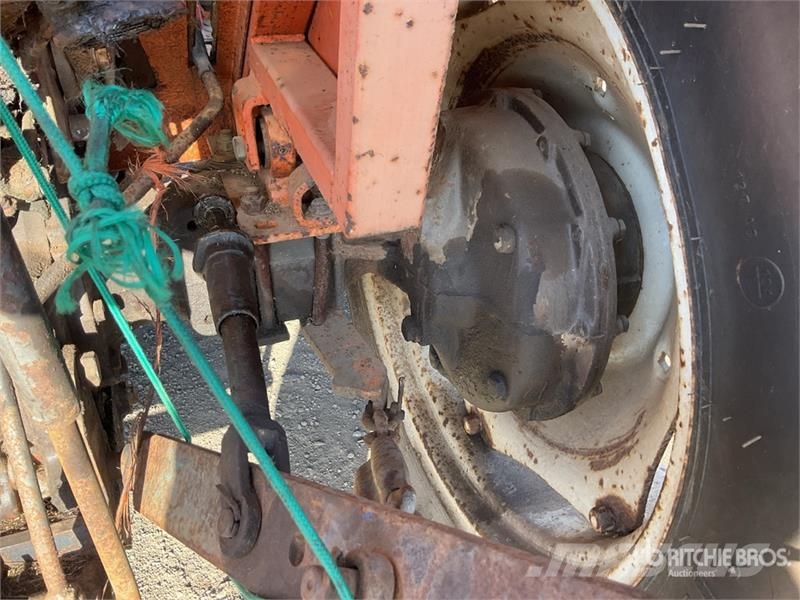 Fiat 450 DT 4WD Classic Utility Tractor Трактори