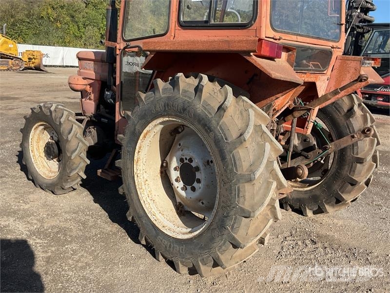 Fiat 450 DT 4WD Classic Utility Tractor Трактори