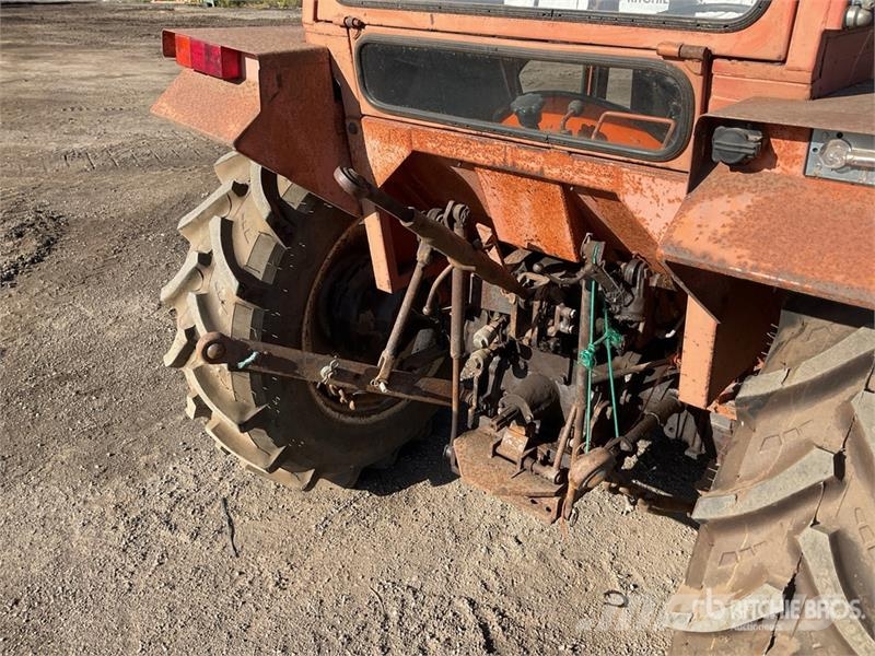Fiat 450 DT 4WD Classic Utility Tractor Трактори