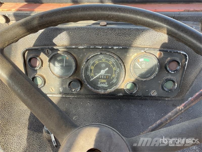 Fiat 450 DT 4WD Classic Utility Tractor Трактори