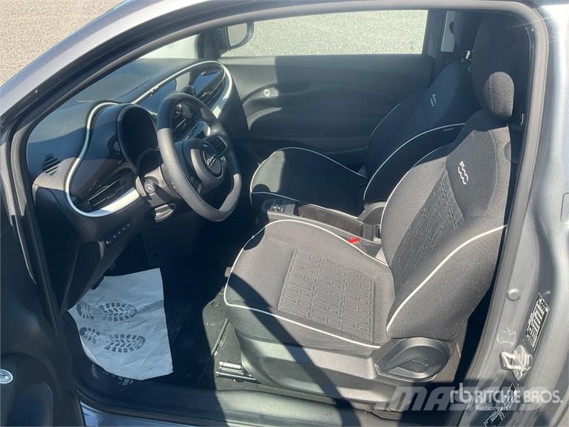 Fiat 500e 23 KWh Action Electric Automobile Personbiler