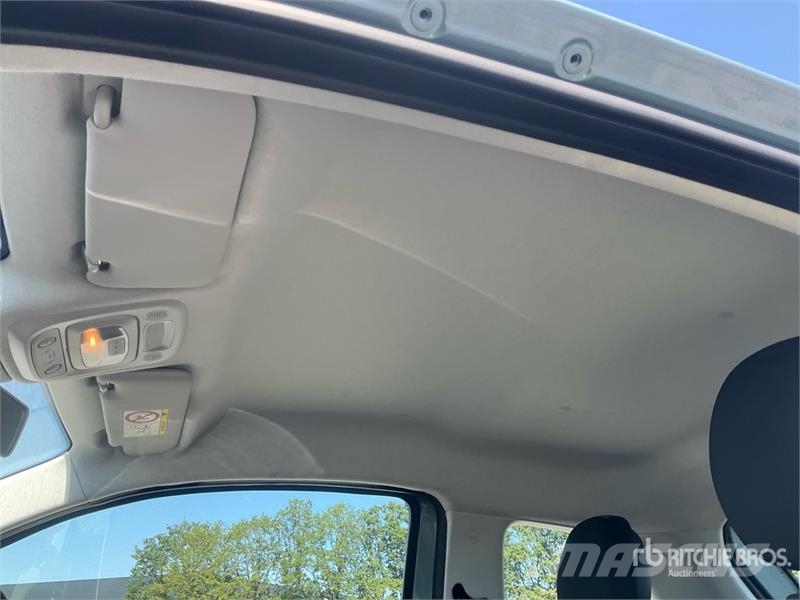 Fiat 500e 23 KWh Action Electric Automobile Personbiler
