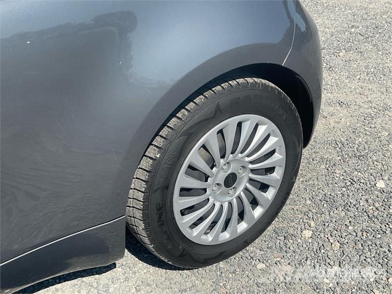 Fiat 500e 23 KWh Action Electric Automobile Personbiler