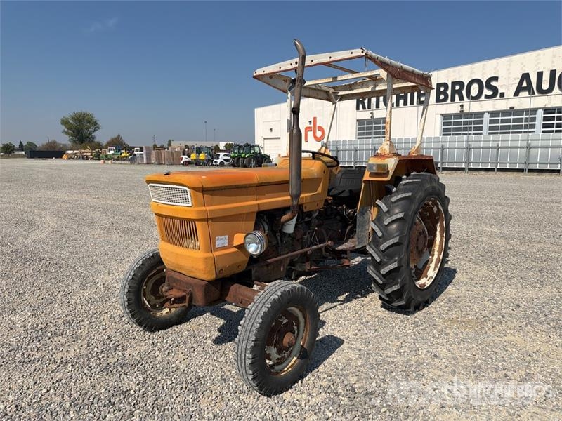 Fiat 540 2WD Tractor Tractoren