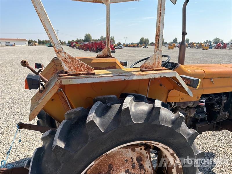 Fiat 540 2WD Tractor Tractoren