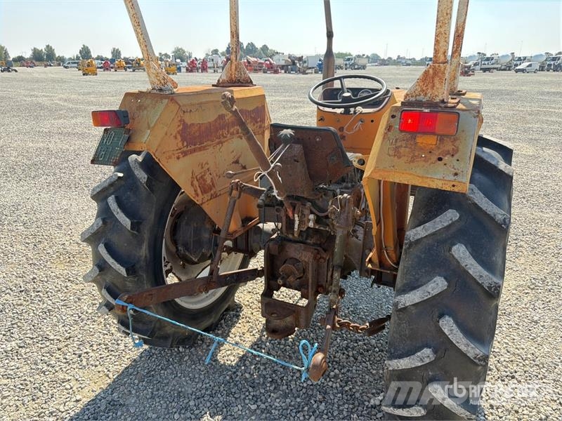 Fiat 540 2WD Tractor Tractoren