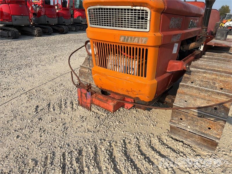 Fiat 605CS Track Tractor Traktorok